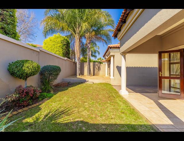 3 BEDROOM HOUSE FOR SALE IN DOUGLASDALE
